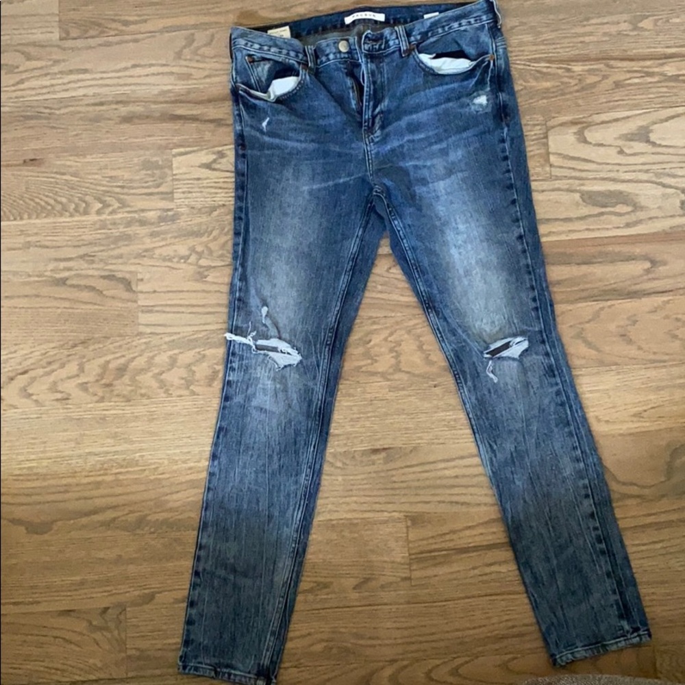 Ripped jeans